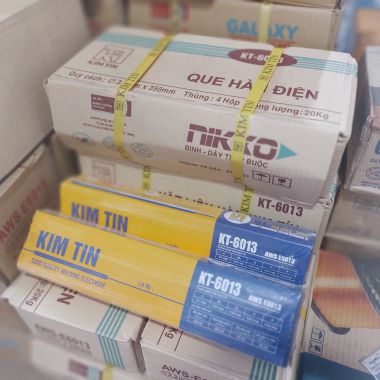 Que hàn sắt KIM TÍN _ KT-6013 _ 3.2mm và 4.0mm _ thùng 20kg